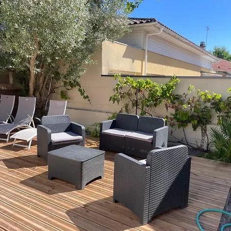 Maison La Hume Casa de Férias Gujan-Mestras