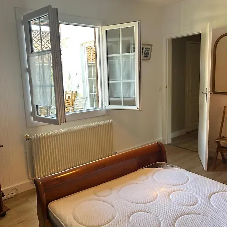 Casa de Férias Maison La Hume *
