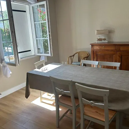 Maison La Hume Gujan-Mestras