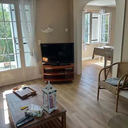 Maison La Hume * Gujan-Mestras